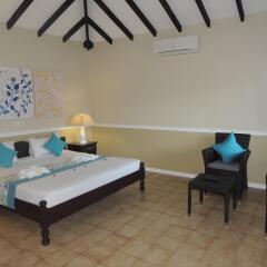 Hotel La Roussette комната для гостей