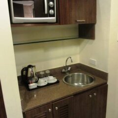 Отель Makati Crown Regency Hotel Филиппины, Макати - отзывы, цены и фото номеров - забронировать отель Makati Crown Regency Hotel онлайн в номере