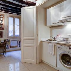 Апартаменты Louvre - Palais Royal Area Apartment в номере фото 2