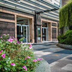 Отель Léman Suites - managed by Apartmentel Хошимин фото 32
