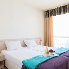 Апартаменты Two Bedroom Apartment with Balcony комната для гостей фото 5