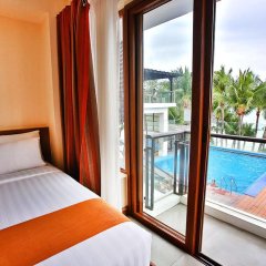 Отель Crown Regency Beach Resort Филиппины, остров Боракай - отзывы, цены и фото номеров - забронировать отель Crown Regency Beach Resort онлайн балкон