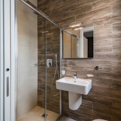Отель Saint Julian's - Spinola Bay Apartment Мальта, Сан Джулианс - отзывы, цены и фото номеров - забронировать отель Saint Julian's - Spinola Bay Apartment онлайн ванная