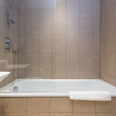 Отель 2 Bedroom Flat With Free Wifi спа