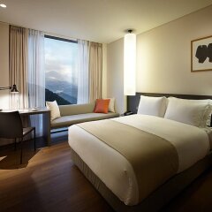 Shilla Stay Jeju in Jeju, South Korea from 119$, photos, reviews - zenhotels.com guestroom