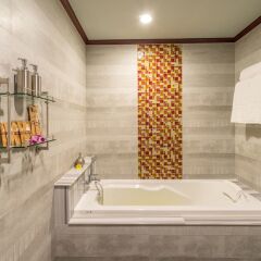 Отель Andaman Breeze Resort спа