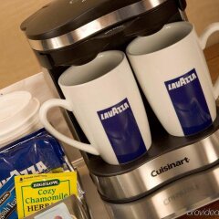 Отель Hilton Washington DC/Rockville Hotel & Executive Meeting Center США, Роквилль - отзывы, цены и фото номеров - забронировать отель Hilton Washington DC/Rockville Hotel & Executive Meeting Center онлайн фитнесс-зал