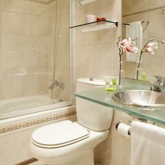 Апартаменты Zubieta Playa 3 Apartment by FeelFree Rentals ванная