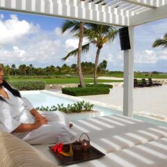 Отель Luxury Villas at Tortuga Bay бассейн