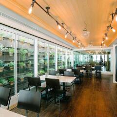 Отель Citrus Sukhumvit 11 Bangkok by Compass Hospitality Таиланд, Бангкок - 3 отзыва об отеле, цены и фото номеров - забронировать отель Citrus Sukhumvit 11 Bangkok by Compass Hospitality онлайн питание