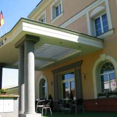 Отель Eurohotel Garni вид на фасад фото 3