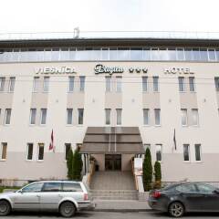 Гостиница Бригита парковка