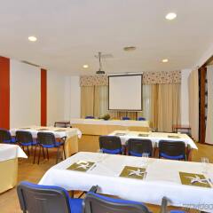Отель Iberostar Isla Canela