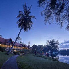 Отель Dusit Thani Laguna Phuket парковка