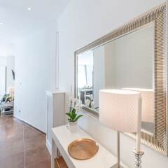 Апартаменты Oasis Apartments - Fashion Street балкон
