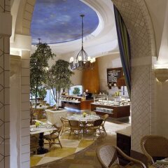 One & Only Royal Mirage Arabian Court Hotel питание