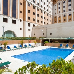 Отель Ayre Hotel Sevilla Испания, Севилья - 2 отзыва об отеле, цены и фото номеров - забронировать отель Ayre Hotel Sevilla онлайн бассейн фото 3