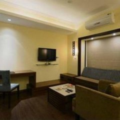 Отель Deltin Suites Индия, Нерул - отзывы, цены и фото номеров - забронировать отель Deltin Suites онлайн комната для гостей фото 3