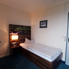 Отель Commundo Tagungshotel Hamburg Германия, Гамбург - отзывы, цены и фото номеров - забронировать отель Commundo Tagungshotel Hamburg онлайн комната для гостей фото 2