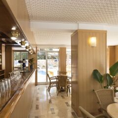 Отель Elegance Playa Arenal III гостиничный бар