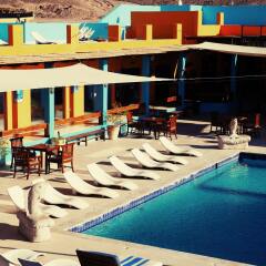 Отель Aqaba Adventure Divers Village бассейн