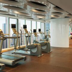 Отель Four Points by Sheraton Sheikh Zayed Road, Dubai фитнесс-зал фото 2