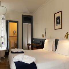 Porto A.S. 1829 Hotel сейф в номере
