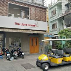 Отель Urban House Saigon Masion 2 городской автобус