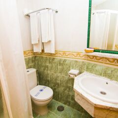 Отель Hostal Los Corchos ванная фото 2