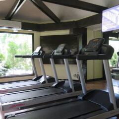 Отель Waterfront Insular Hotel Davao Филиппины, Давао - отзывы, цены и фото номеров - забронировать отель Waterfront Insular Hotel Davao онлайн фитнесс-зал фото 2