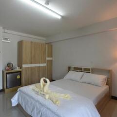 U Sabai Hotel Бангкок сейф в номере
