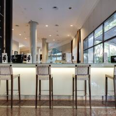 Отель Rafaelhoteles Atocha гостиничный бар