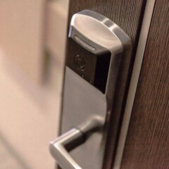 Гарни Отель Сибирия сейф в номере