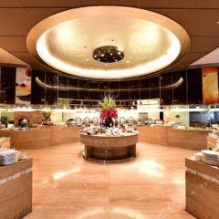 Отель Wyndham Grand Plaza Royale Oriental Shanghai Китай, Шанхай - отзывы, цены и фото номеров - забронировать отель Wyndham Grand Plaza Royale Oriental Shanghai онлайн питание фото 3