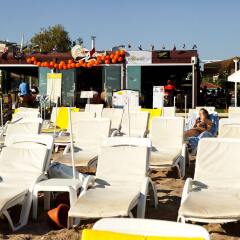 Отель Villa Adora Beach