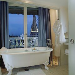 Hotel de Sers-Paris Champs Elysees ванная