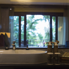 Отель Nora Beach Resort & Spa ванная фото 2