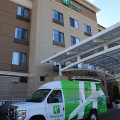 Holiday Inn Hotel & Suites Salt Lake City-Airport West городской автобус
