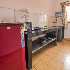 Отель OYO 12423 Home Pool View 1BHK Candolim Гоа в номере