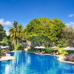 Отель Sheraton Maldives Full Moon Resort & Spa бассейн фото 2