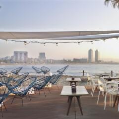 Отель W Barcelona пляж фото 2