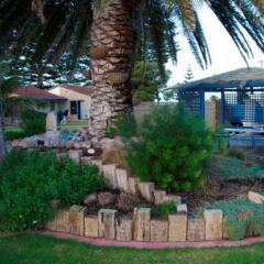 Отель Esperance Beachfront Resort фото 15