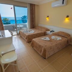 Azak Beach Hotel комната для гостей фото 4