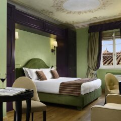 Отель San Firenze Suites & Spa Флоренция комната для гостей фото 2