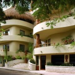 Maya Villa Condo Hotel And Beach Club Плая-дель-Кармен вид на фасад