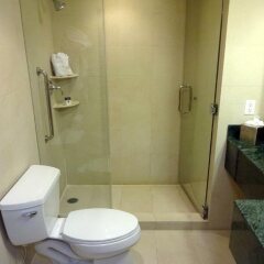 Отель DoubleTree by Hilton New York Times Square South ванная