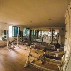 Отель Yellow Durbar Apartment and Lounge Непал, Лалитпур - отзывы, цены и фото номеров - забронировать отель Yellow Durbar Apartment and Lounge онлайн фитнесс-зал