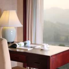 Отель Best Western Premier Shenzhen Felicity Hotel Китай, Шэньчжэнь - отзывы, цены и фото номеров - забронировать отель Best Western Premier Shenzhen Felicity Hotel онлайн удобства в номере фото 2