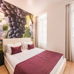 Отель Lounge Inn балкон
