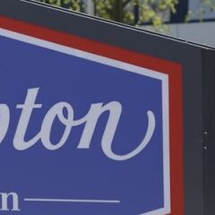 Отель Hampton by Hilton Amsterdam Airport Schiphol городской автобус